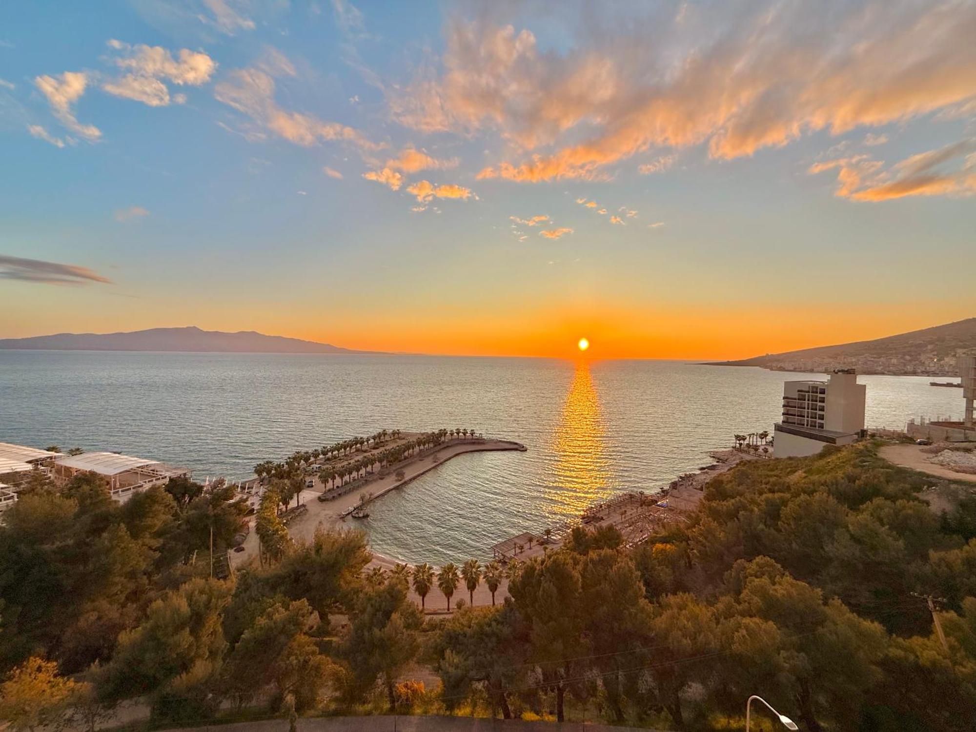 Helia Seaside Hotel Саранда Екстер'єр фото