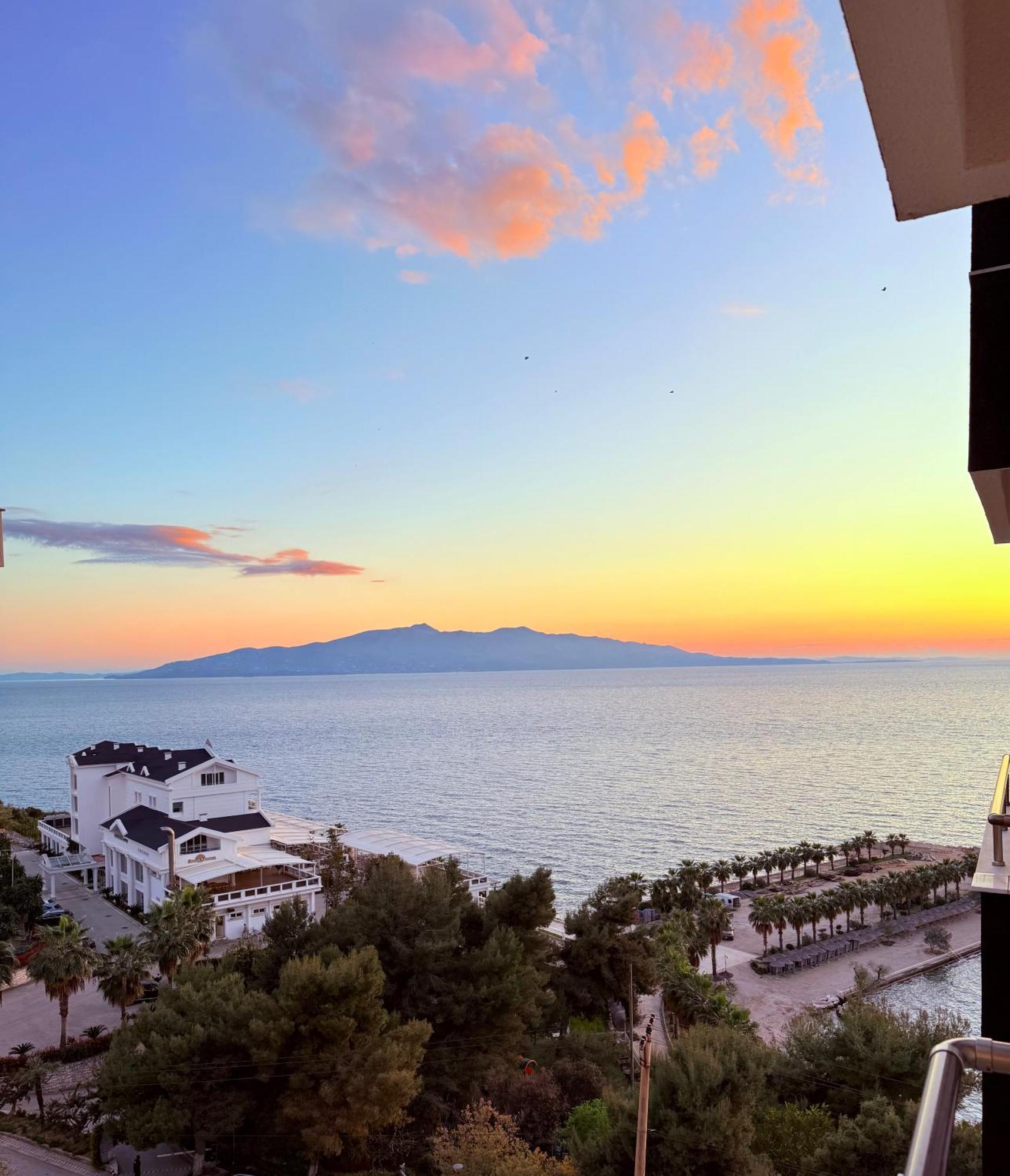 Helia Seaside Hotel Саранда Екстер'єр фото