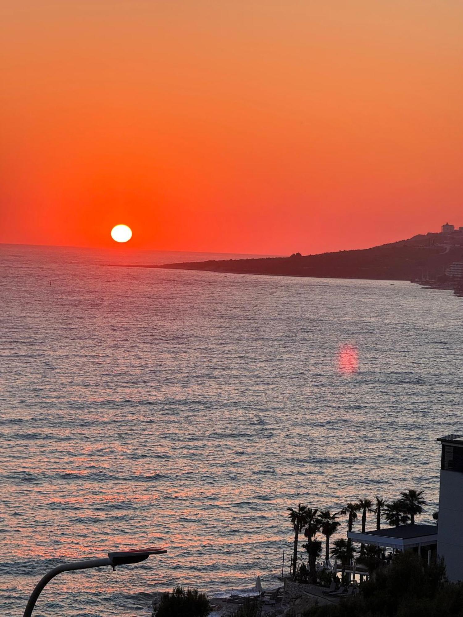 Helia Seaside Hotel Саранда Екстер'єр фото