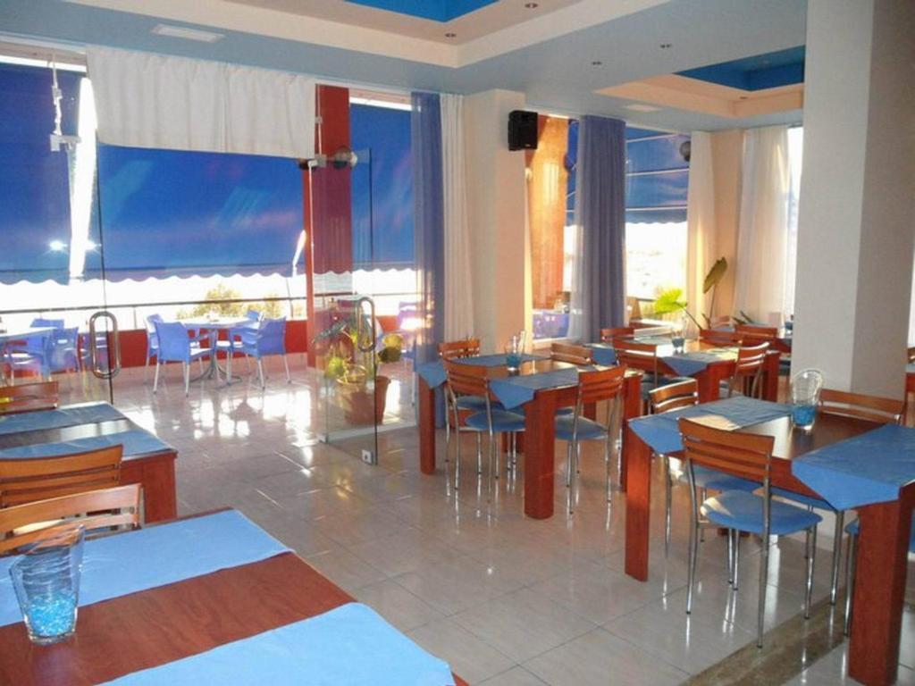Helia Seaside Hotel Саранда Екстер'єр фото